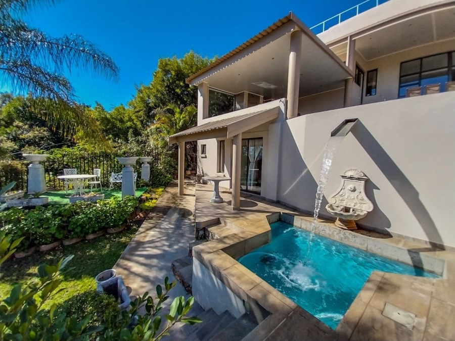 5 Bedroom Property for Sale in Meerhof North West